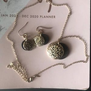 NWT (brand) Ornate Double Disc Earrings & Pendant